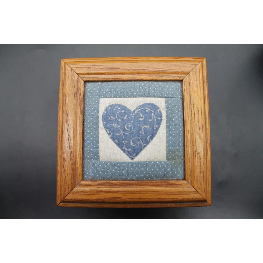 Vintage Wooden Trinket Box Quilt Heart Fabric Inset Lid Jewelry Keepsake Box 5